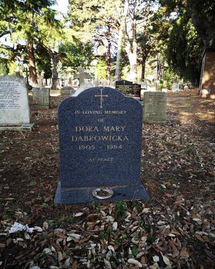 Dora Mary Dąbrowicka